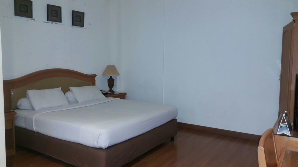 Hotel Harapan Makassar Exteriör bild